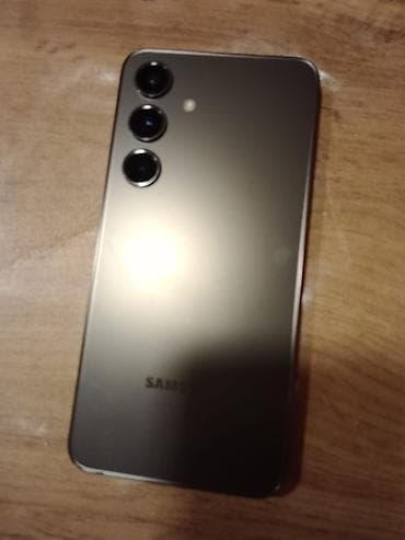 ucuz qulaqciqlar: Samsung Galaxy S24, 256 GB, rəng - Gümüşü, Simsiz şarj — 2