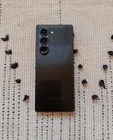 mi 9 te: Samsung Galaxy Z Fold 6, 256 GB, rəng - Göy, Qırıq, Sensor, Barmaq izi — 2