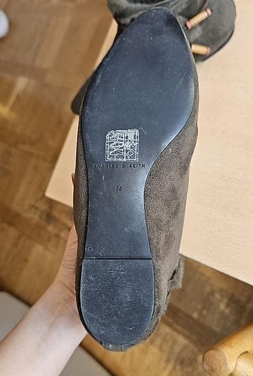 Charles & Keith (оригинал). Размер 36. Одела пару раз, идеальное — 2