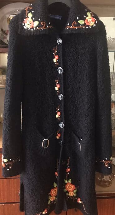 uzun kurtka modelleri: Пальто вязанное с вышивкой размер м/л — 1