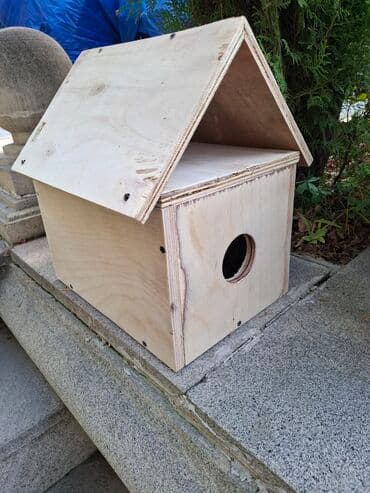 ördək bala: Taxta quş yuvası. Ölçüləri 20×20 mm. Taxtanın qalınlığı 16 mm. Möhkəm — 1