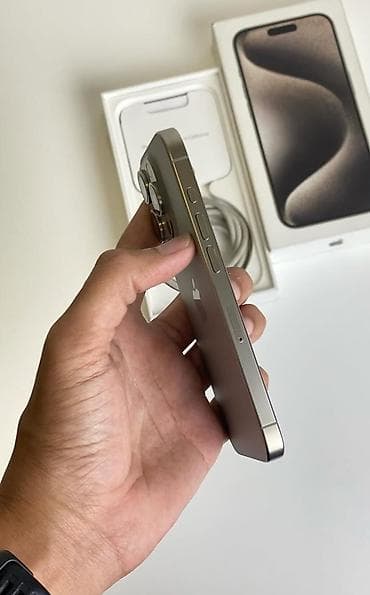 macbook pro m3: IPhone 15 Pro, 256 GB, Natural Titanium, Zəmanət, Simsiz şarj, Face ID — 3