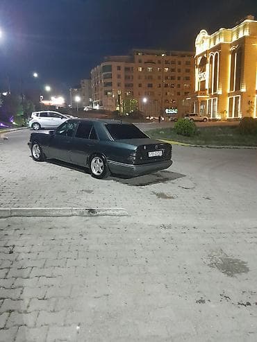 mercedes c 220: 225.55.16 barter edirem tekerlerim gorunduyu kimidi . 17 disqi tekerle — 2