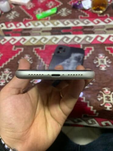 ikinci el telefonlar gence: IPhone 11, 128 GB, Ağ, Face ID — 7