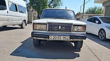 VAZ 2107, ağ rəng, sedan kuzov. Xüsusiyyətlər: - Arxa ötürücülü, 4 lalafo.az -da VAZ 2107, ağ rəng, sedan kuzov. Xüsusiyyətlər: - Arxa ötürücülü, 4