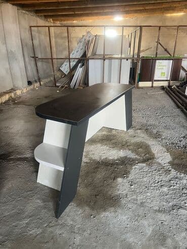 электрический кабель: Resepsiyon/ön masa və kiosk tipli stendlər - Müxtəlif modellər: qövs — 3