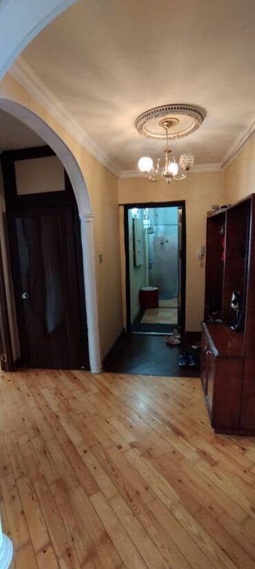 ehmedlide ev: Bakı, Əhmədli, 3 otaqlı, Köhnə tikili, m. Əhmədli, 82 kv. m — 9