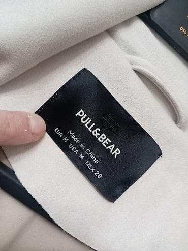 PULL&BEAR qadın üst geyimi – açıq boz rəngdə, minimal dizaynlı — 2