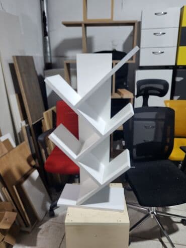 стеллаж для цветов: Новый, Книжная полка — 2