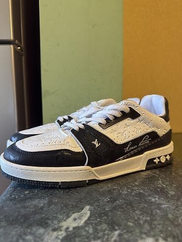 Louis Vuitton LV Trainer.Original.Yenisi 1500 avrodur,brendin rəsmi lalafo.az -da Louis Vuitton LV Trainer.Original.Yenisi 1500 avrodur,brendin rəsmi