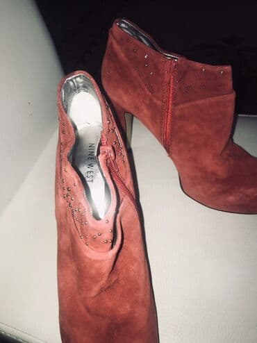 rezin bot: Nine West, Ölçü: 40, rəng - Qırmızı, İşlənmiş — 1