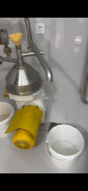 Mətbəx üçün digər texnika: Sənaye süd separatoru / kremayıran 1 tonluq seperator rusiya istehsalı — 2