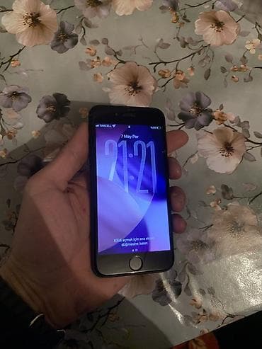 iphone 7 plus 64: IPhone SE 2020, 128 GB, Qara, Barmaq izi — 1