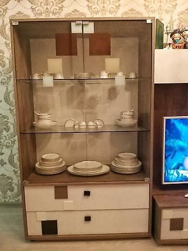 mebel alan: Qonaq desti 3lü satılır. 550azn Defektsizdi. Teze cehiz alınıb, evde — 2