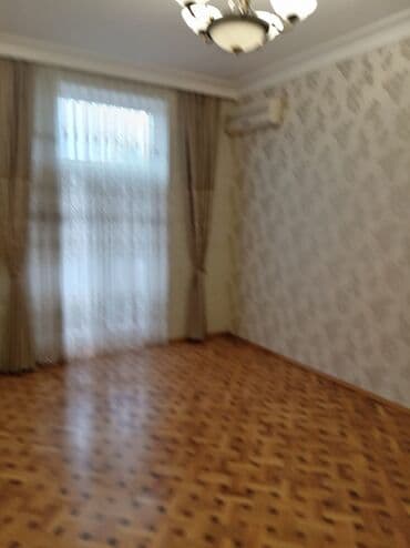 ev balaxani: 1 - məhəllə 4/2 - mərtəbəsində 3 otaqlı yol qrağı kombisi var polı — 6