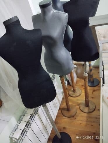 Gözəllik və estetika avadanlığı: Qadın, Plastik, plastmas, Qara — 1