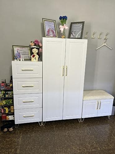 taxta dekorlar: Salon üçün mebel və avadanlıq dəsti Tərkib: - Pedikür üçün podium — 8