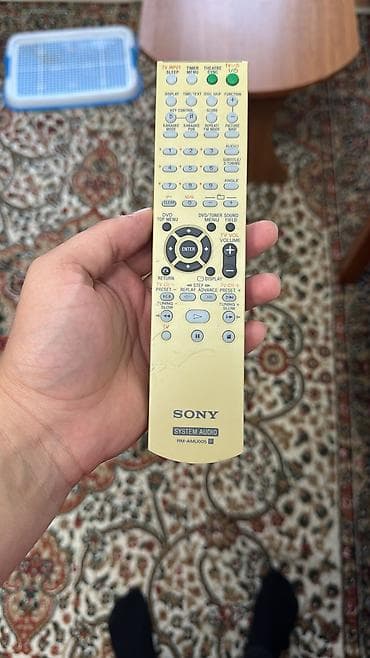 sony adapter: Sony mini Hi-Fi sistemidir (DVD, USB və iki böyük kolonka ilə). təzə — 5