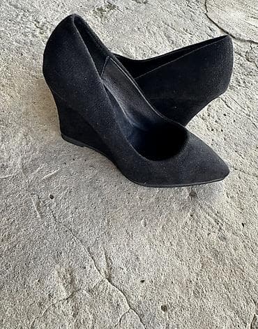 Ölçü: 35.5, rəng - Qara, Yeni