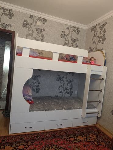 Oğlan və qız üçün, Çarpayı, Siyirməli, Laminat