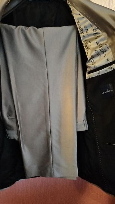 dest geyim: Gümüş-boz rəngli kişilər üçün klassik kostyum dəsti (jilet yoxdur): - — 2