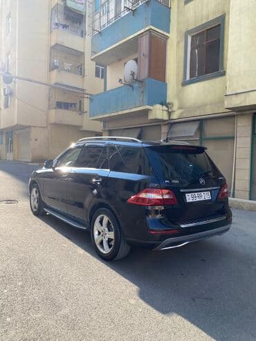 dörd göz mersedes: Mercedes-Benz ML 350: 3 l | 2013 il Ofrouder/SUV — 4