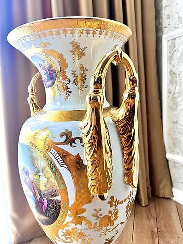 arxideya gulu: Bir vaza, Farfor — 5