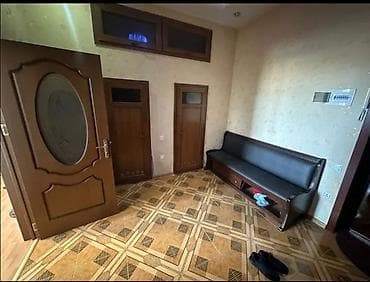 Otaqlar: 3 otaqlı mənzil – interyer və təchizat təsviri - Geniş dəhliz: taxta — 1