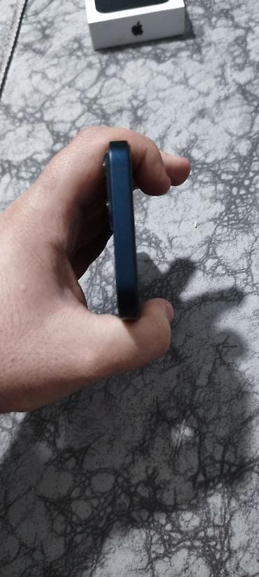 iphone 13 ekran: IPhone 13, Midnight, Face ID — 7