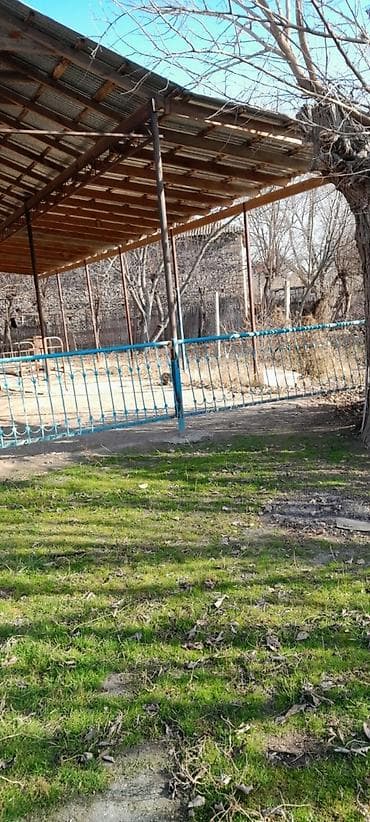 zaqatala qaqarin satilan evler: 3 otaqlı, 126 kv. m, Orta təmir — 4