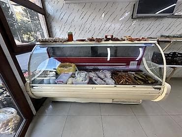 Sənaye tipli soyuducu vitrin - Tip: Şaquli olmayan, ön şüşəli, servis