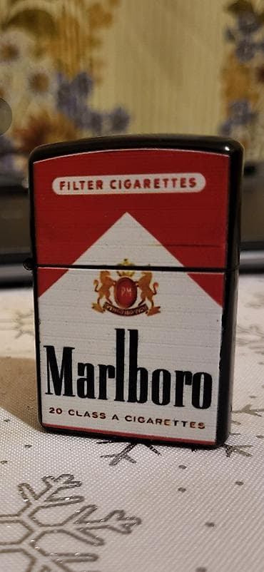 Marlboro temalı benzinli çaxmaq - Korpusu Marlboro qutusu dizaynlı — 1