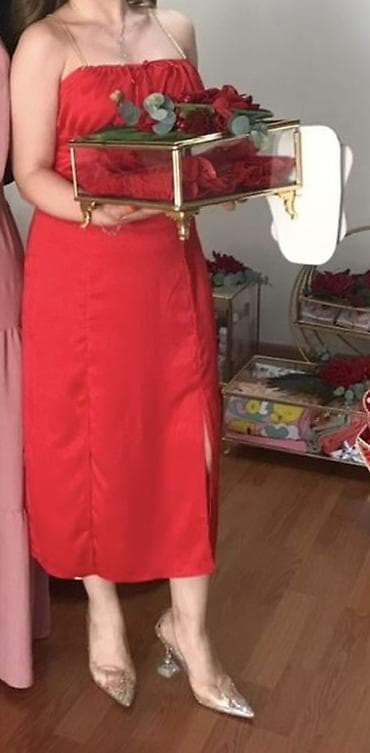 ereb qizili instagram: Qırmızı atlas midi don - Rəng: parlaq qırmızı - Parça — 2