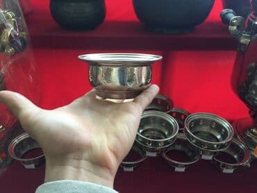 sazz internet qiymeti: Təzədi̇r ağ dəmkeşlər üzərinə çaydan qoymaq üçün samovar odluğunun — 1