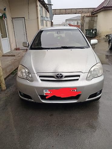 arxa kapot: Toyota Corolla: 1.4 l | 2006 il Hetçbek — 2