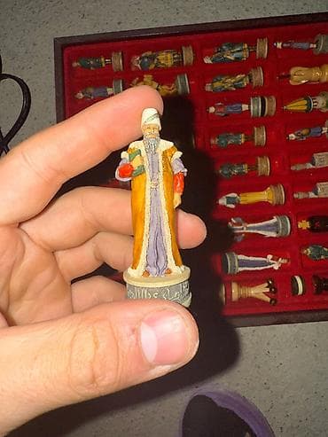 Ручки: Məhsul: Tematik fiqurlu şahmat dəsti Təsvir: - Fiqurlar tarixi at lalafo.az — 1 Ручки: Məhsul: Tematik fiqurlu şahmat dəsti Təsvir: - Fiqurlar tarixi — 1