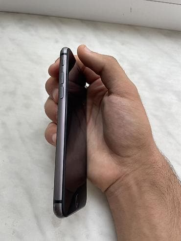 i̇phone 8: IPhone 8, 64 GB, Qara, Barmaq izi — 3