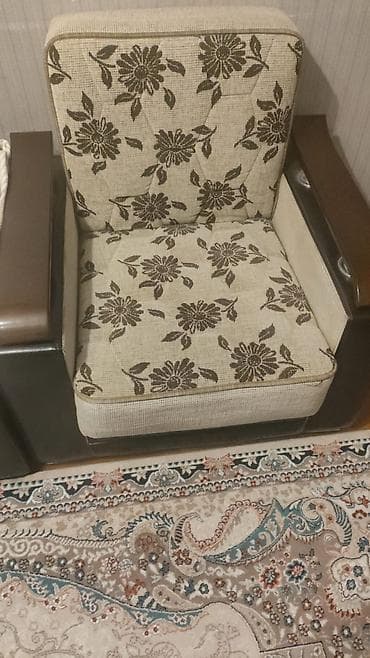 Kreslolar: İşlənmiş, Kreslo-kravat, Parça — 1