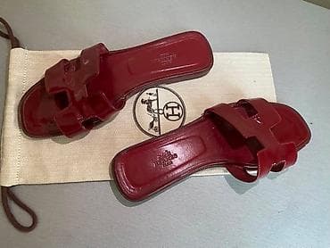 Hermes 39. Geyinilib. Reng:Bordo. Alınıb: £640/1460Azn. Hermès — 5