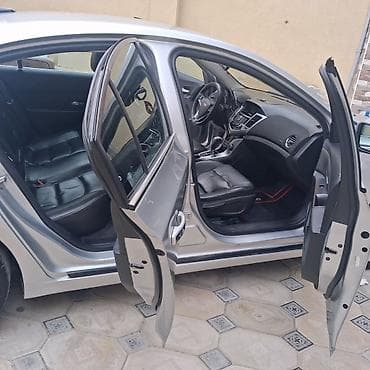 avto satış saytları: Chevrolet Cruze LTZ sedan - Kuzov: sedan, gümüşü rəng - — 3