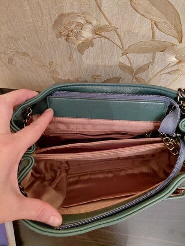 seleme pul verilir 2021: Zərif dizaynlı qadın çantası - Rəng: yaşıl-mavi (teal), romb tikişli — 2