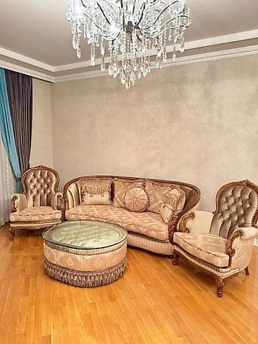 divan desti: Klassik üslubda qonaq otağı dəsti - Dəst: 3 nəfərlik divan, 2 ədəd — 1