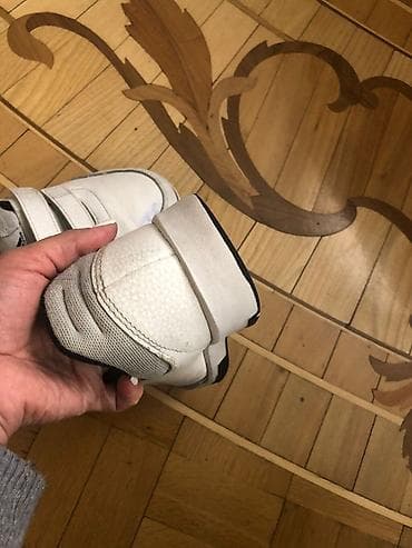 Bodi: Original! Adidas uşaq idman ayaqqabısı - Rəng: ağ, qara detallarla - — 8