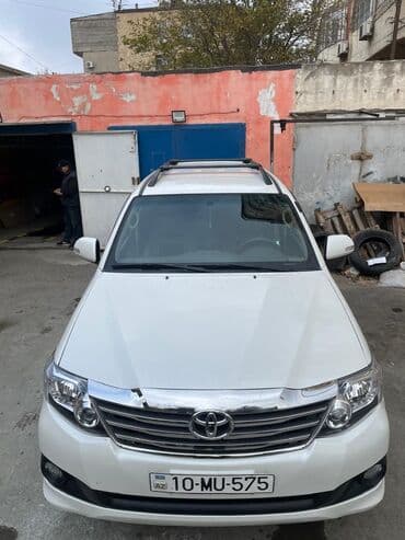 turbo az dört göz: Toyota Fortuner: 2.7 l | Ofrouder/SUV — 2