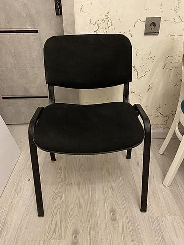 ugur mebel: Qara ofis/konfrans stulu - Minimalist dizayn, universal görünüş – — 3
