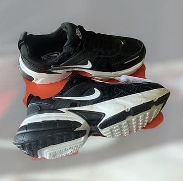 Yeni̇ - ni̇ke 
Made in Vyetnam
41- ölçü 
ortopedik 
barkod