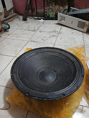 İşlənmiş 3Q Kolonka, Növ - Sabvufer, rəng - Qara