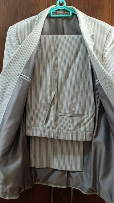 Daraq panellər: Zolaqlı kişilər üçün kostyum gödəkçəsi - Rəng: açıq bej üzərində — 2