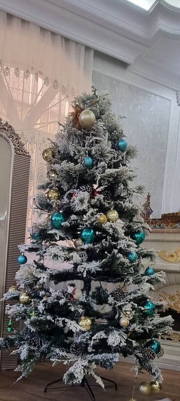 qarlı şam və küknar ağacları: Yeni il ağacları — 1