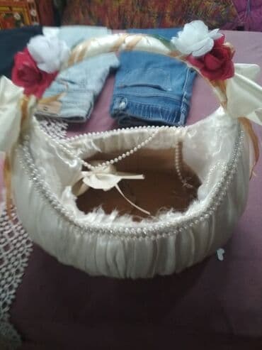 xonca şəkilləri: Bəzəkli mərasim səbətləri - Dairəvi formalı, tutacaqlı dekorativ — 1